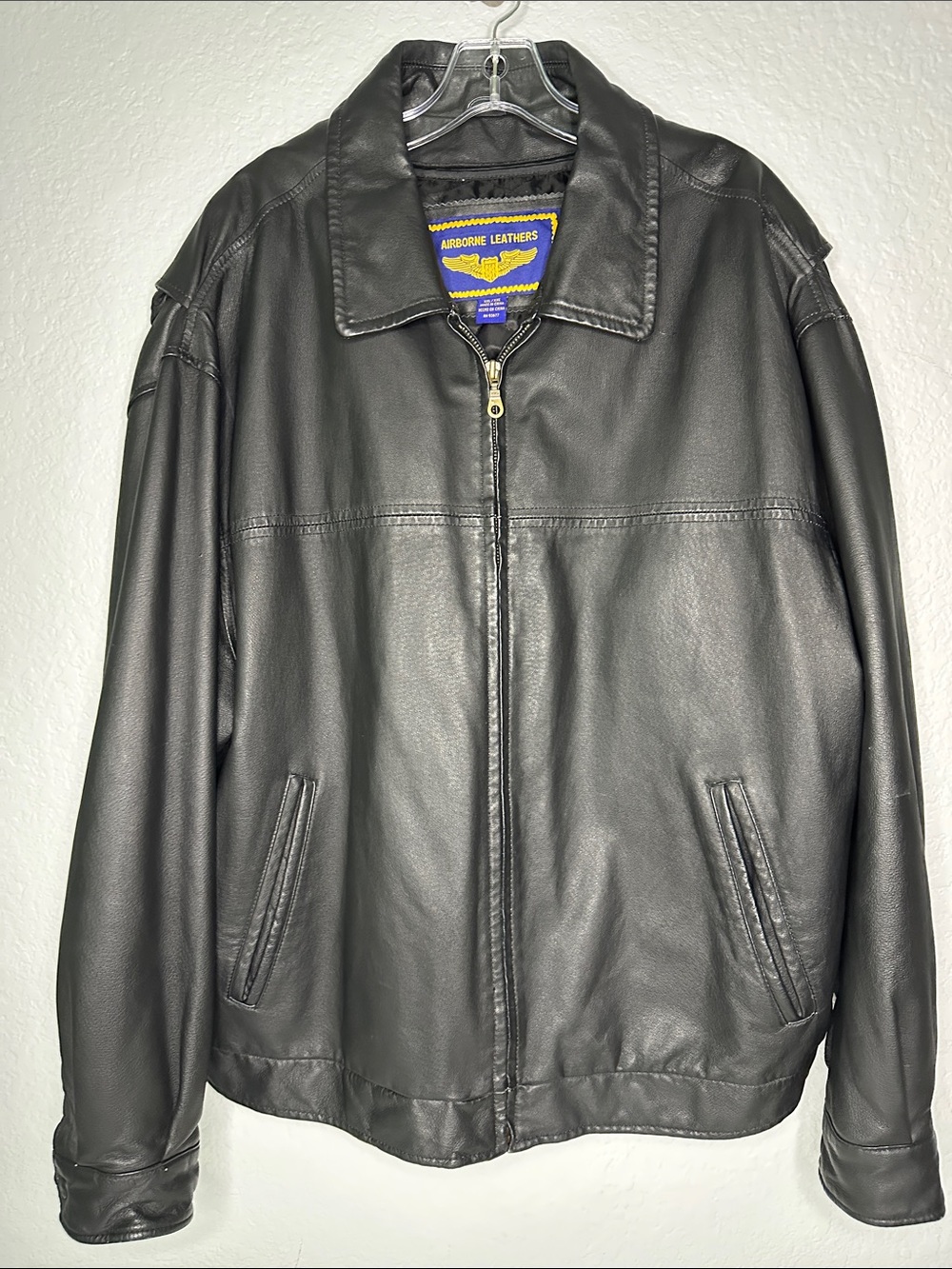 Airborne Leathers Men’s Black Bomber Leather Jacket Removable Liner Size XXL